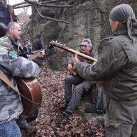 zľava Plutva, Hasič, Charlie, Pedro a Gombík